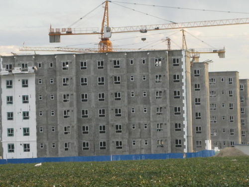 新疆兵團農五師八十一團廉租住房主體工程完工，房屋建筑工程取得新進展